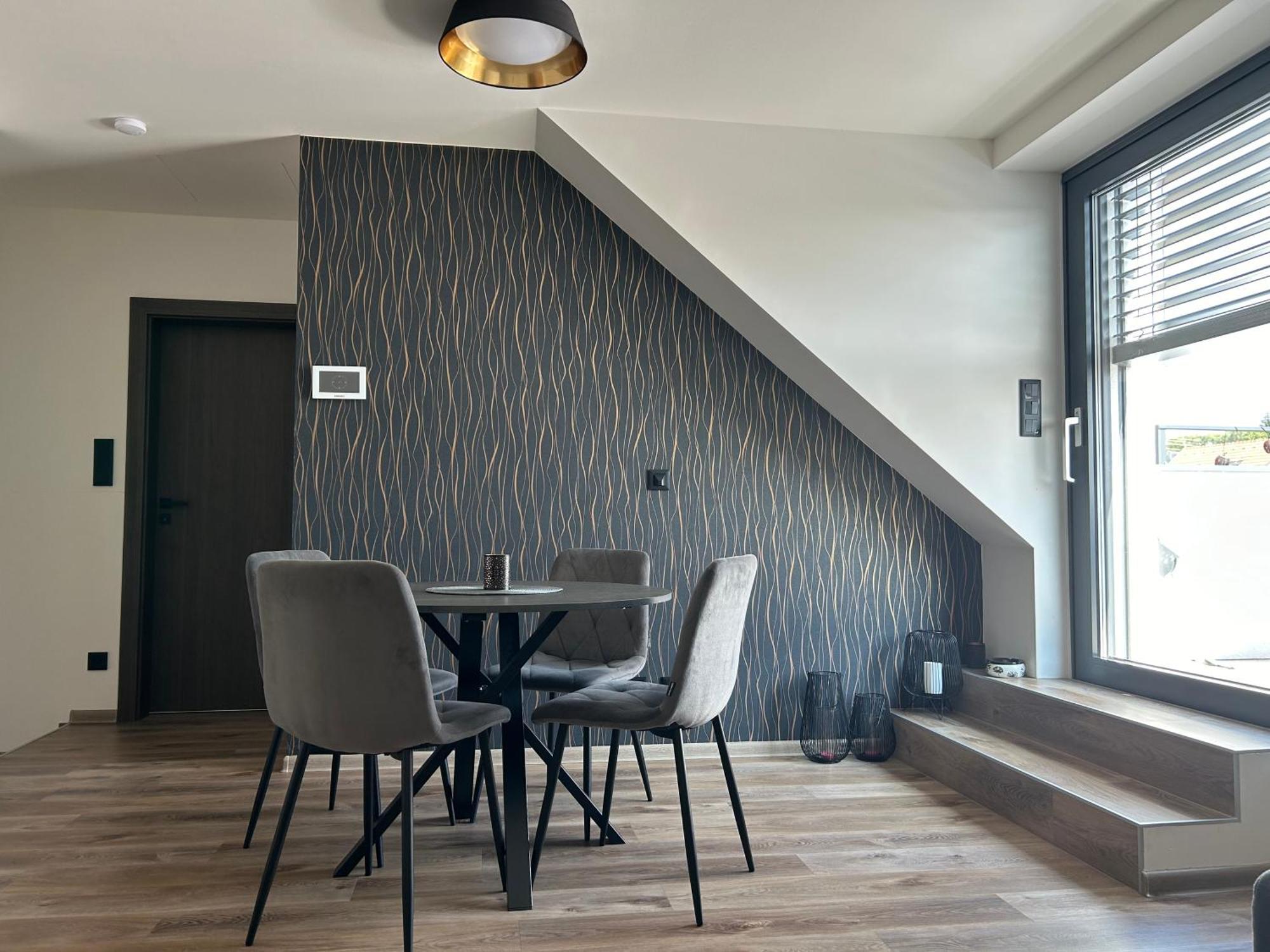 Apartmany Pod Novou ميكولوف الغرفة الصورة